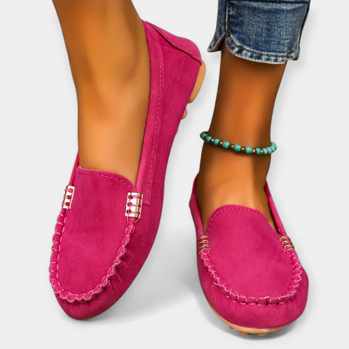 Loafery s kovovými prvky